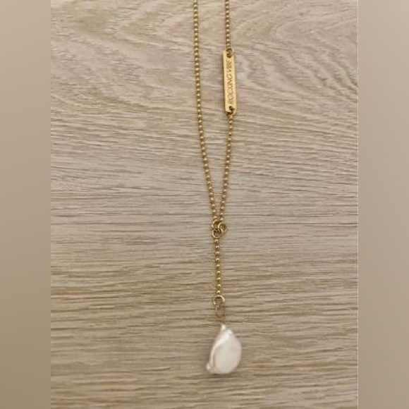 SOLD Rocking Vibe Nurture Short Gold - Picture 2 of 3